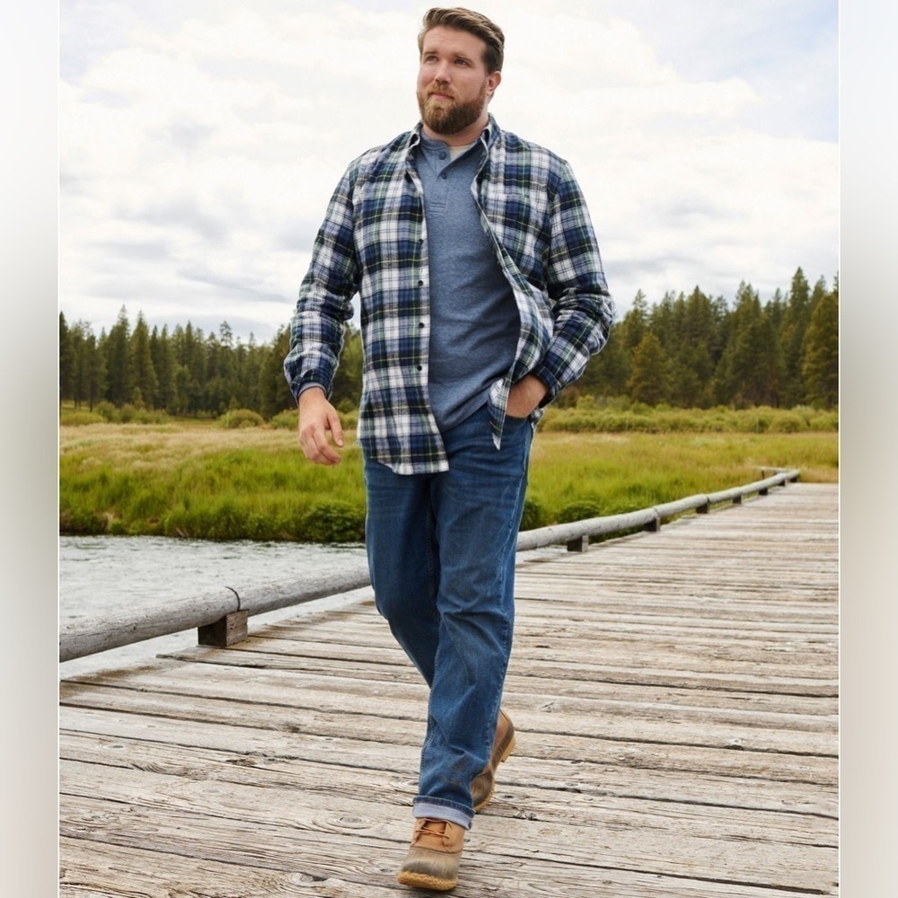 LL Bean Mens Beanflex Standard Fit Jeans | 42” x 29” | blue wash
